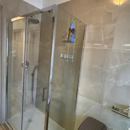 Emilia Tre In Bagno Privato Apartament Piacenza